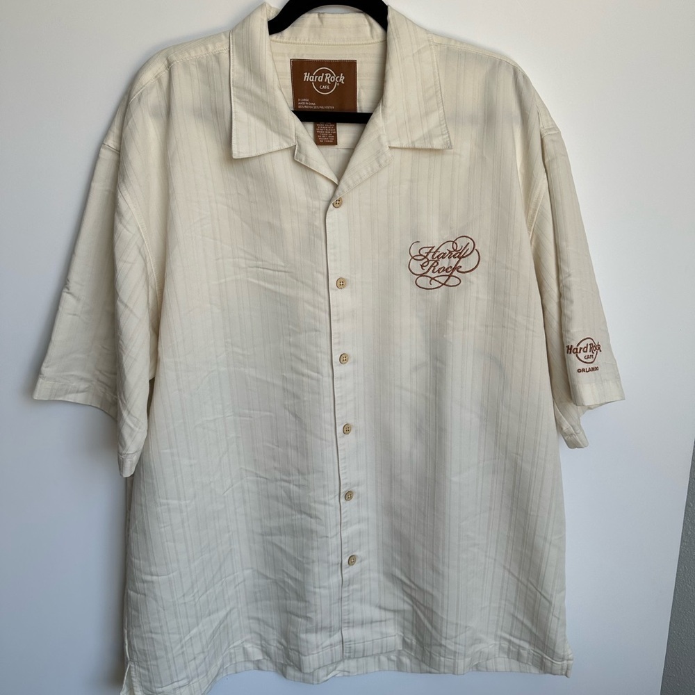 Hard Rock Cafe Men's Off-White Button Down Shirt